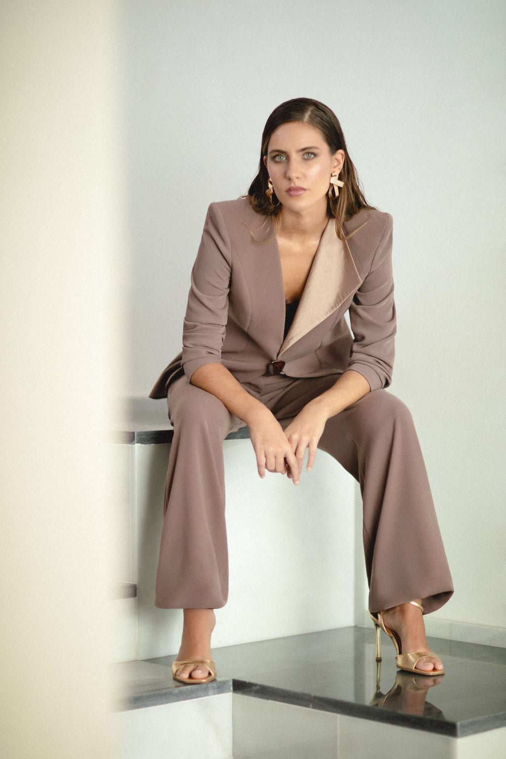 LOOK 1