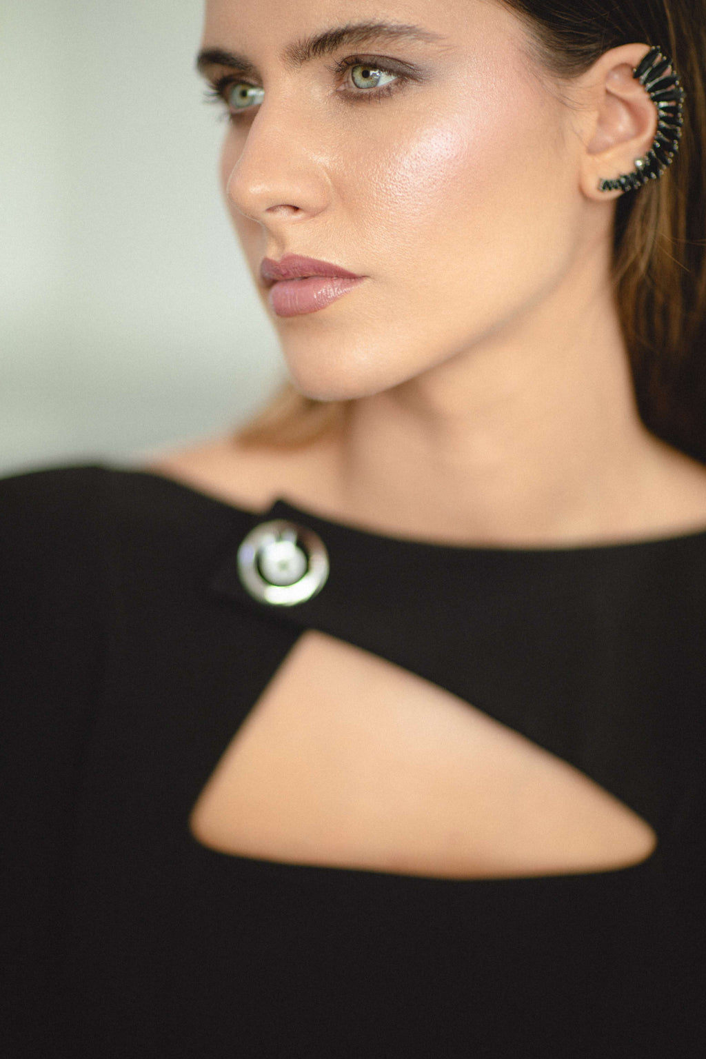 LOOK 2